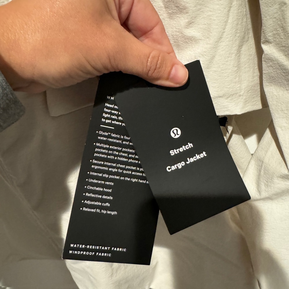 Lululemon Men's Stretch Cargo Jacket - Picture 3 of 10